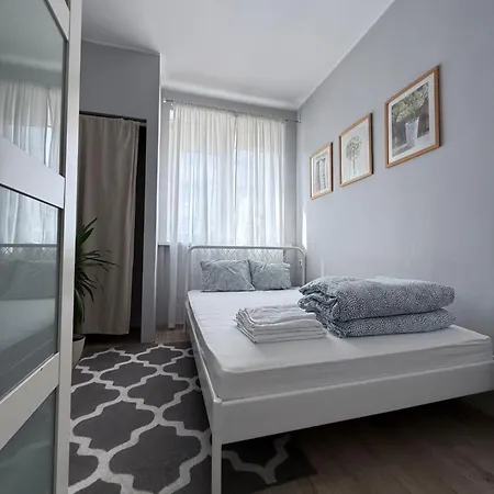 Sunhaus アパート